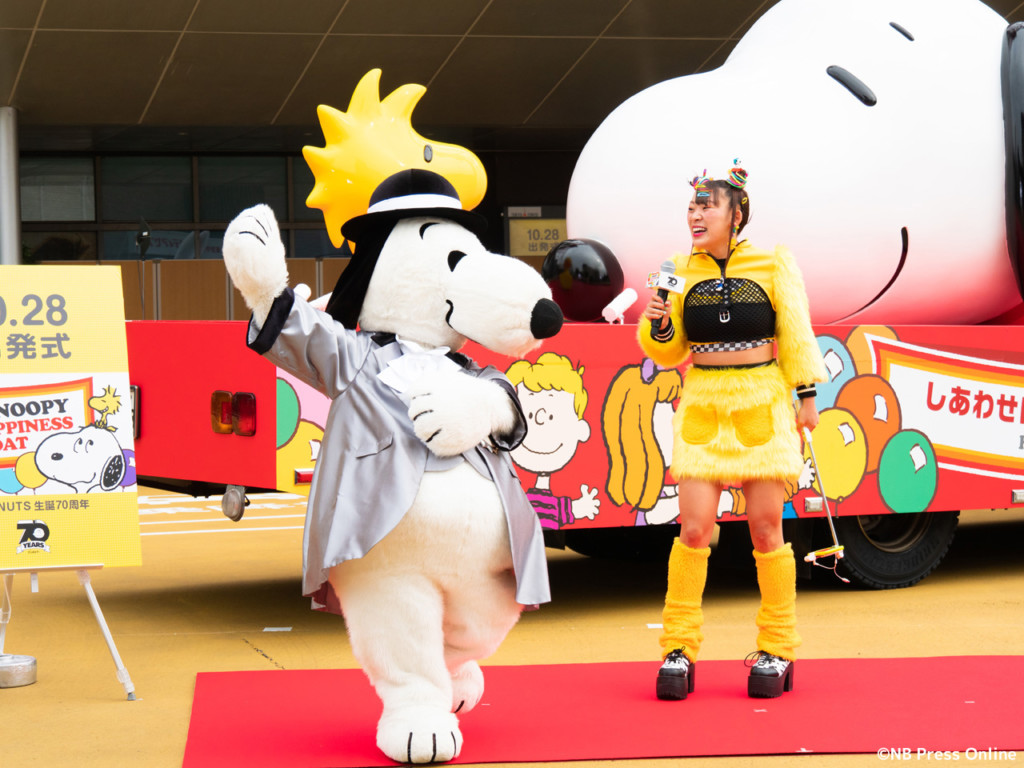フワちゃん「スヌーピーみたいに周りの友だちをたくさん大切にする！」SNOOPY HAPPINESS FLOAT出発式 – NB Press ...