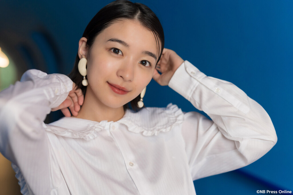 【インタビュー】仲万美「見たことない世界が見たい。Ayaさんの近くにまたいられる自分になるためにも。」 – NB Press Online