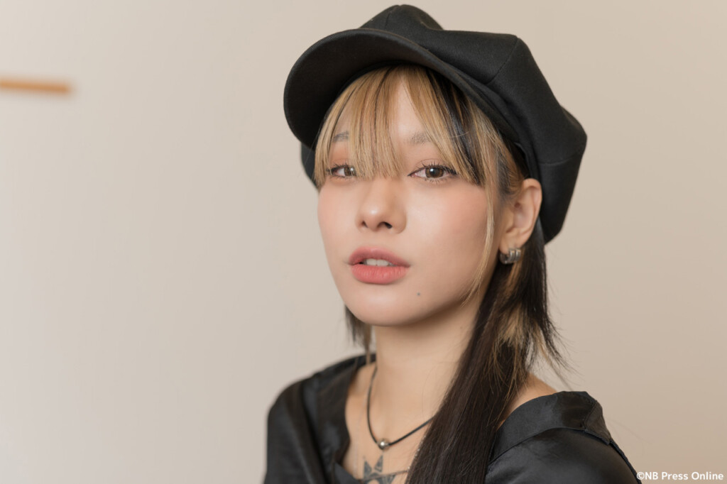 【インタビュー&撮り下ろしフォト】仲万美「ダンスも笑いも無い初めての経験のお芝居」 – NB Press Online