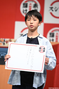 未来輝け！スシロー大創業祭2022発表会