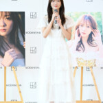 櫻坂46 田村保乃 2nd写真集『隣の席になりたい』発売記念会見