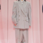 映画『遠い山なみの光』完成披露舞台挨拶