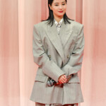 映画『遠い山なみの光』完成披露舞台挨拶