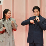 映画『遠い山なみの光』完成披露舞台挨拶