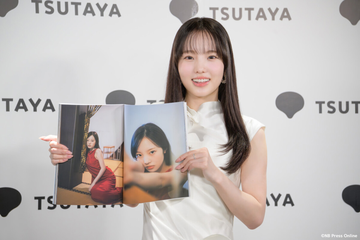 本田真凜 1st写真集『MARIN』発売記念会見