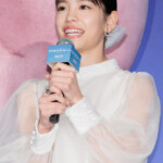 映画『ストロベリームーン 余命半年の恋』完成披露試写会