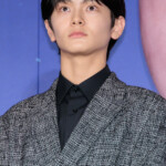 映画『ストロベリームーン 余命半年の恋』完成披露試写会