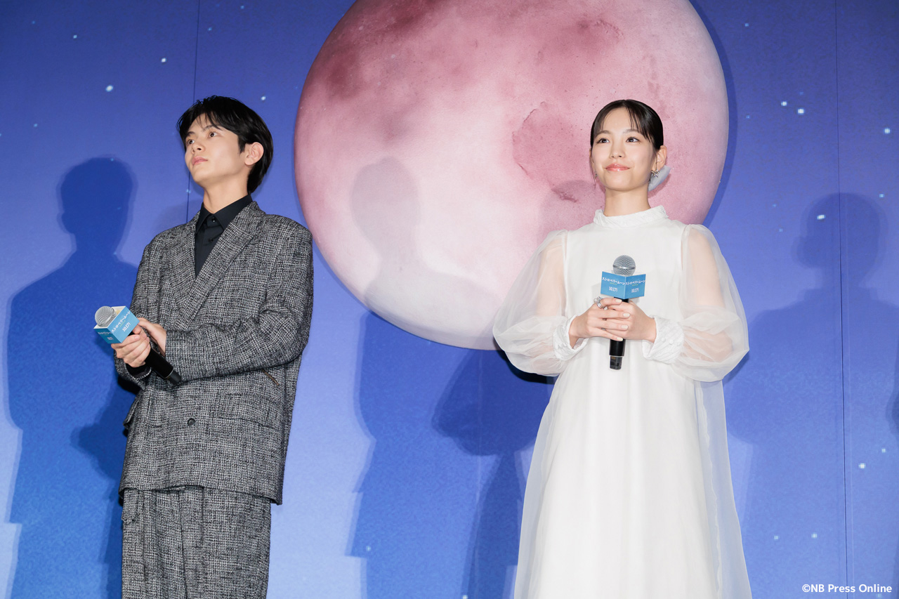 映画『ストロベリームーン 余命半年の恋』完成披露試写会