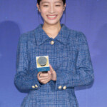 映画『ストロベリームーン 余命半年の恋』完成披露試写会