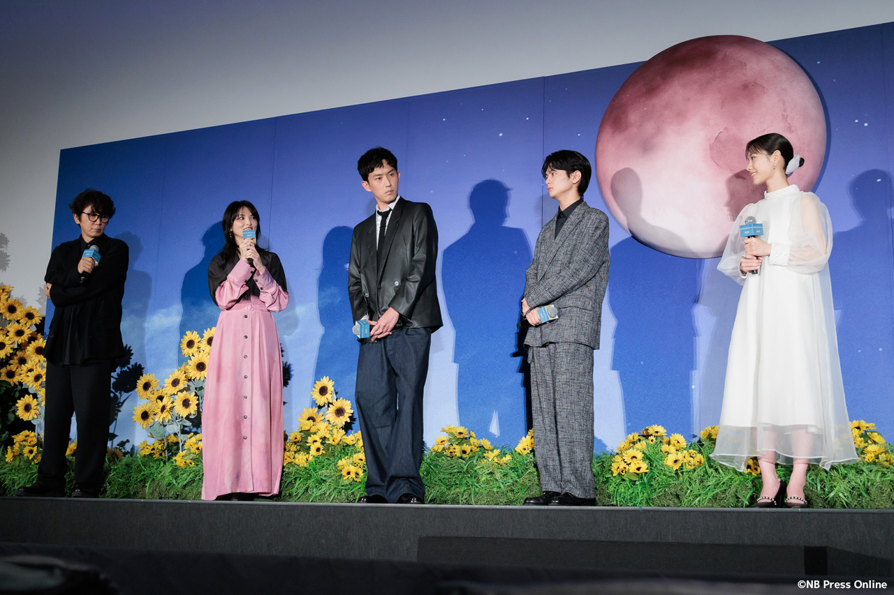 映画『ストロベリームーン 余命半年の恋』完成披露試写会