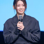 映画『ミーツ・ザ・ワールド』完成披露舞台挨拶