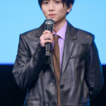 映画『ミーツ・ザ・ワールド』完成披露舞台挨拶