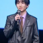 映画『ミーツ・ザ・ワールド』完成披露舞台挨拶