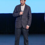 映画『ミーツ・ザ・ワールド』完成披露舞台挨拶