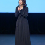 映画『ミーツ・ザ・ワールド』完成披露舞台挨拶