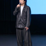 映画『ミーツ・ザ・ワールド』完成披露舞台挨拶