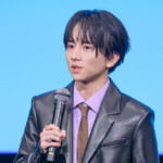 映画『ミーツ・ザ・ワールド』完成披露舞台挨拶