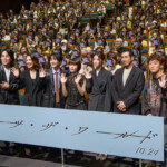 映画『ミーツ・ザ・ワールド』完成披露舞台挨拶