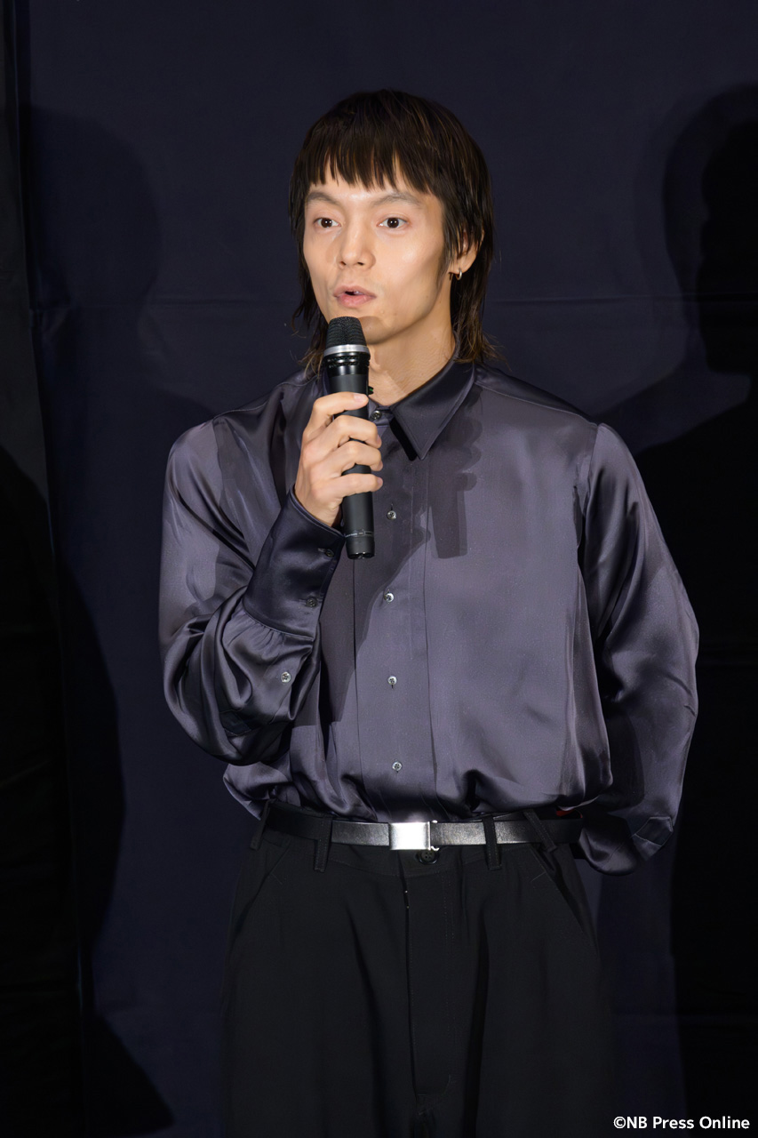 映画『宝島』公開初日舞台挨拶