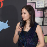 映画『宝島』公開初日舞台挨拶