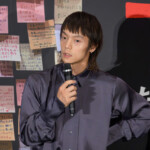 映画『宝島』公開初日舞台挨拶