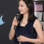 映画『宝島』公開初日舞台挨拶