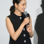 映画『遠い山なみの光』公開記念舞台挨拶