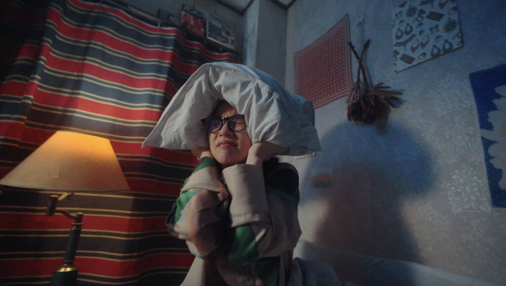 「迷惑な隣人」MV