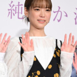 映画『恋に至る病』初日舞台挨拶