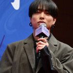 映画『恋に至る病』完成披露舞台挨拶