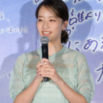 映画『ストロベリームーン 余命半年の恋』初日舞台挨拶