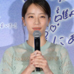 映画『ストロベリームーン 余命半年の恋』初日舞台挨拶