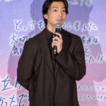 映画『ストロベリームーン 余命半年の恋』初日舞台挨拶