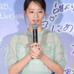 映画『ストロベリームーン 余命半年の恋』初日舞台挨拶