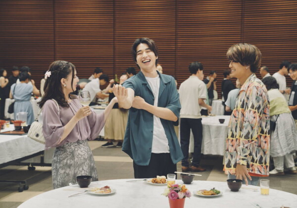 映画『君の顔では泣けない』