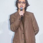 映画『てっぺんの向こうにあなたがいる』初日舞台挨拶