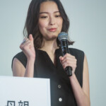 映画『てっぺんの向こうにあなたがいる』初日舞台挨拶