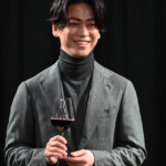 「神の雫」アニメ制作発表会見