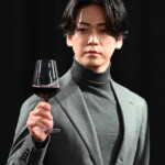 「神の雫」アニメ制作発表会見