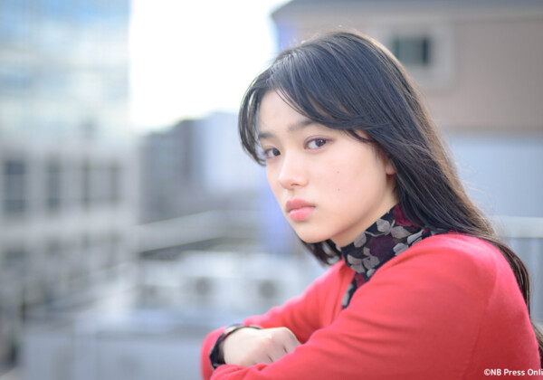 映画『白の花実』