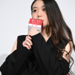 映画『星と月は天の穴』初日舞台挨拶