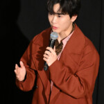 映画『ヒグマ‼』公開記念舞台挨拶