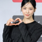 『まっしろなちょうちょ』NiziU MAYA 合同取材およびフォトセッション