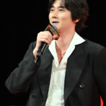 映画『ゴールデンカムイ 網走監獄襲撃編』完成披露舞台挨拶