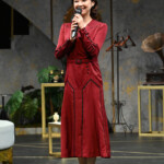 PARCO PRODUCE 2026『プレゼント・ラフター』開幕前会見＆公開舞台稽古