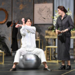 PARCO PRODUCE 2026『プレゼント・ラフター』開幕前会見＆公開舞台稽古