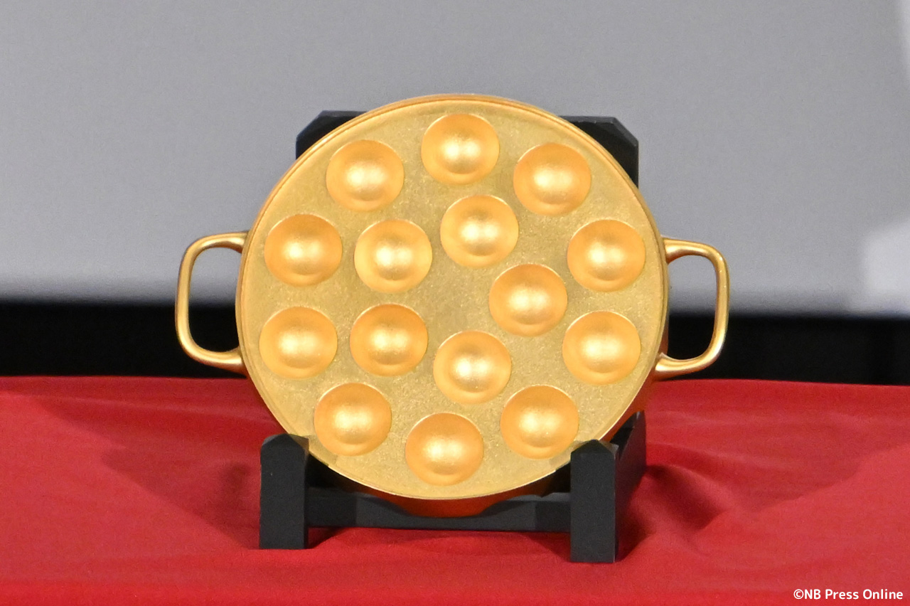 映画『黄金泥棒』2億円越え‼完成披露舞台挨拶