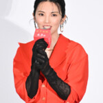 映画『黄金泥棒』2億円越え‼完成披露舞台挨拶