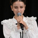 劇場アニメ『パリに咲くエトワール』公開直前“春休み”特別試写会