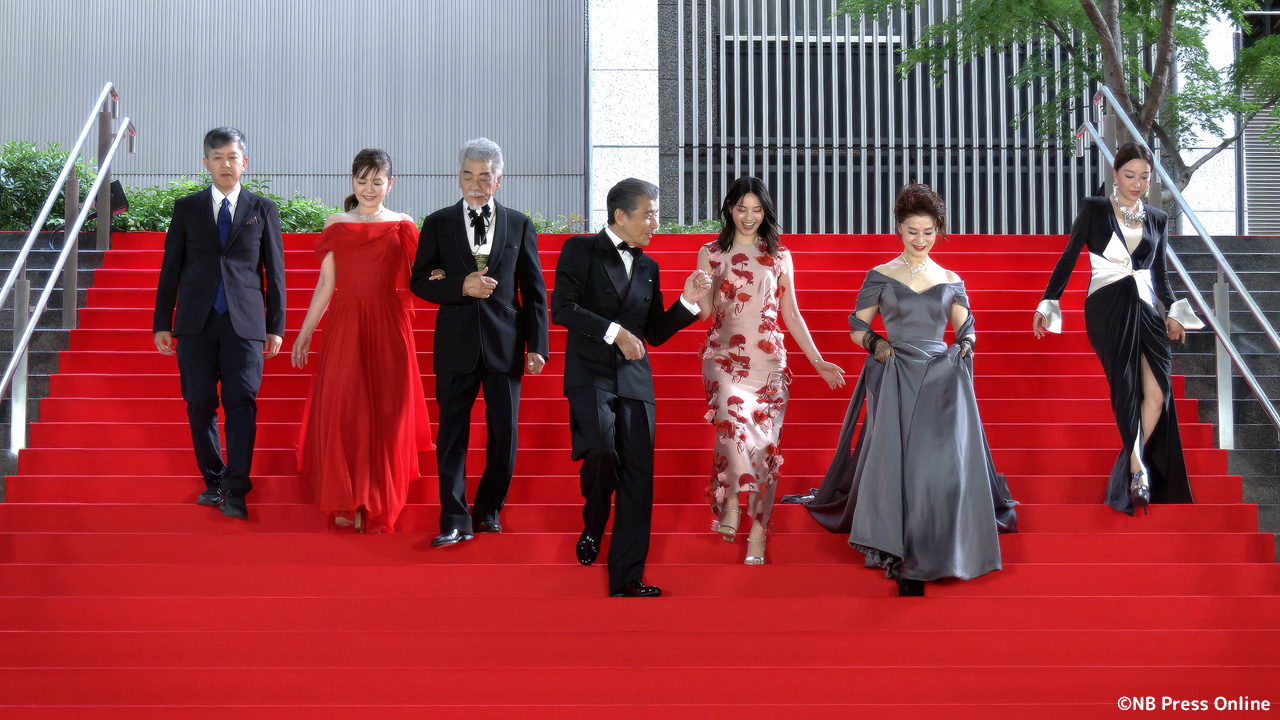 映画『免許返納!?』プレミアイベント 第一部:レッドカーペット